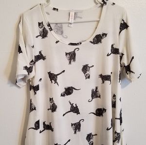Lularoe UNICORN Cat Print Medium Perfect T